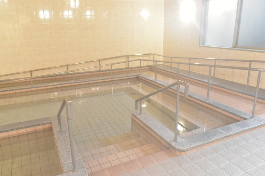 オーネスト千の音_浴室