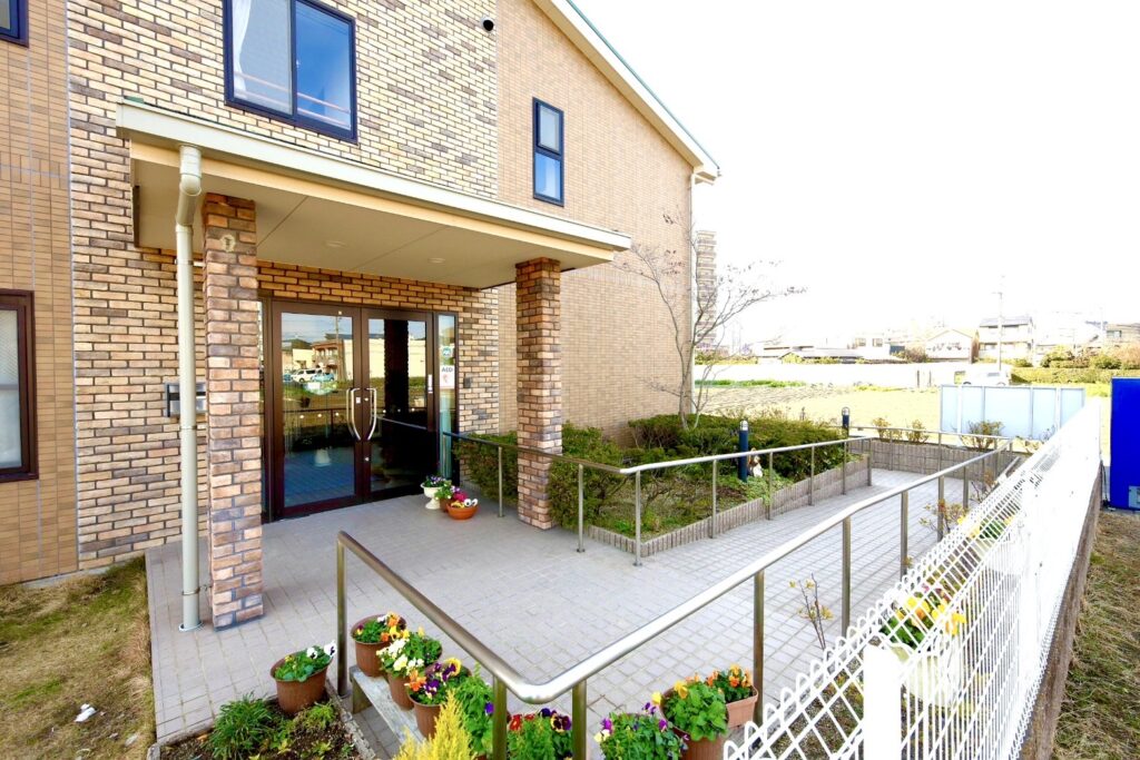 グリーンハウス_外観２